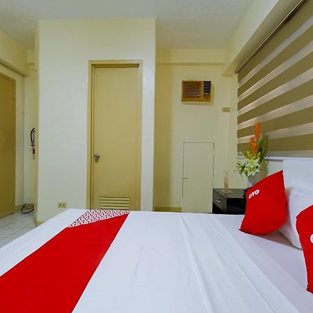 Oyo 840 Orangenest Apartelle Manila Zewnętrze zdjęcie