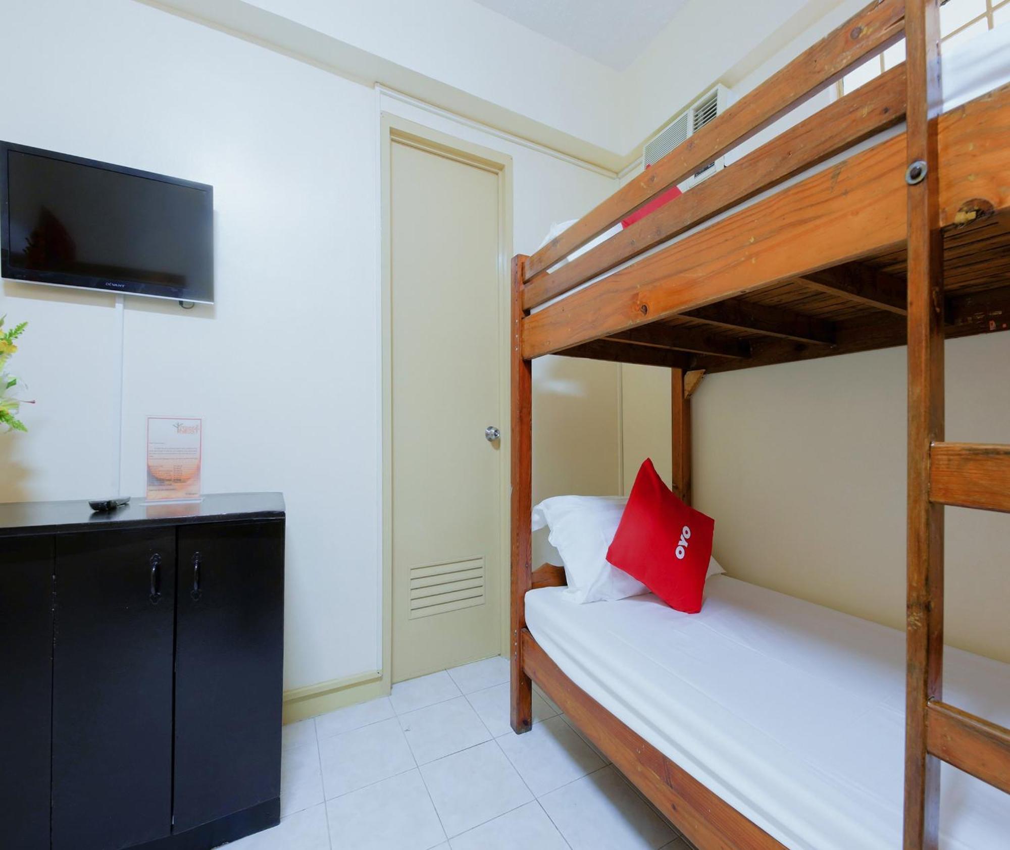Oyo 840 Orangenest Apartelle Manila Zewnętrze zdjęcie